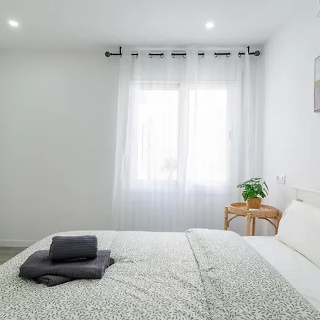 Pisos Plaza Paris Apartman *