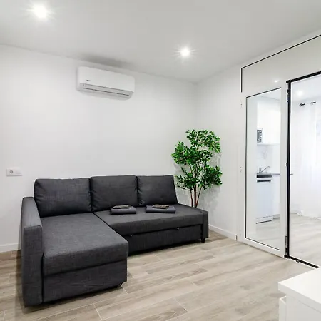 Apartman Pisos Plaza Paris Lloret de Mar