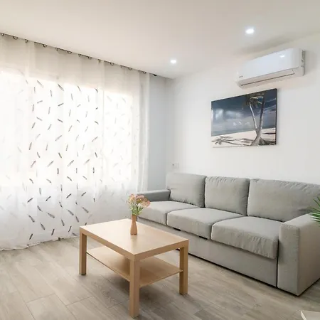 Pisos Plaza Paris Apartment