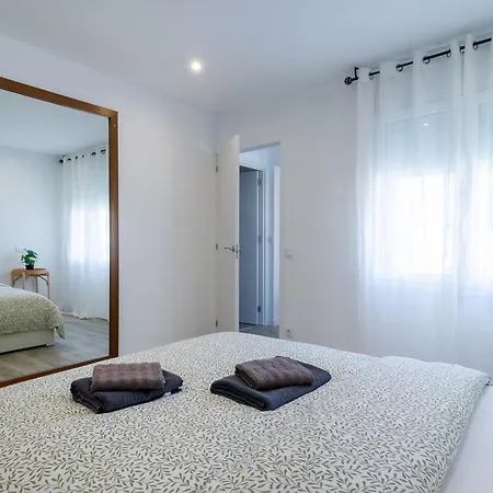 Apartment Pisos Plaza Paris *